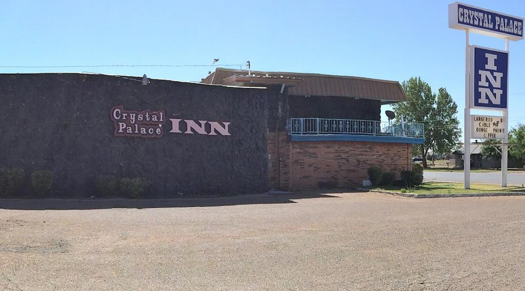Crystal Palace Inn Brownfield Extérieur photo